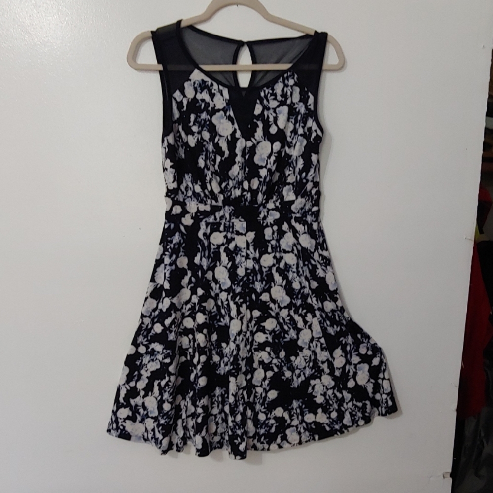 Enfocus studio dress
